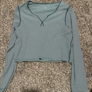 American Eagle Outfitters Long Sleeve Top